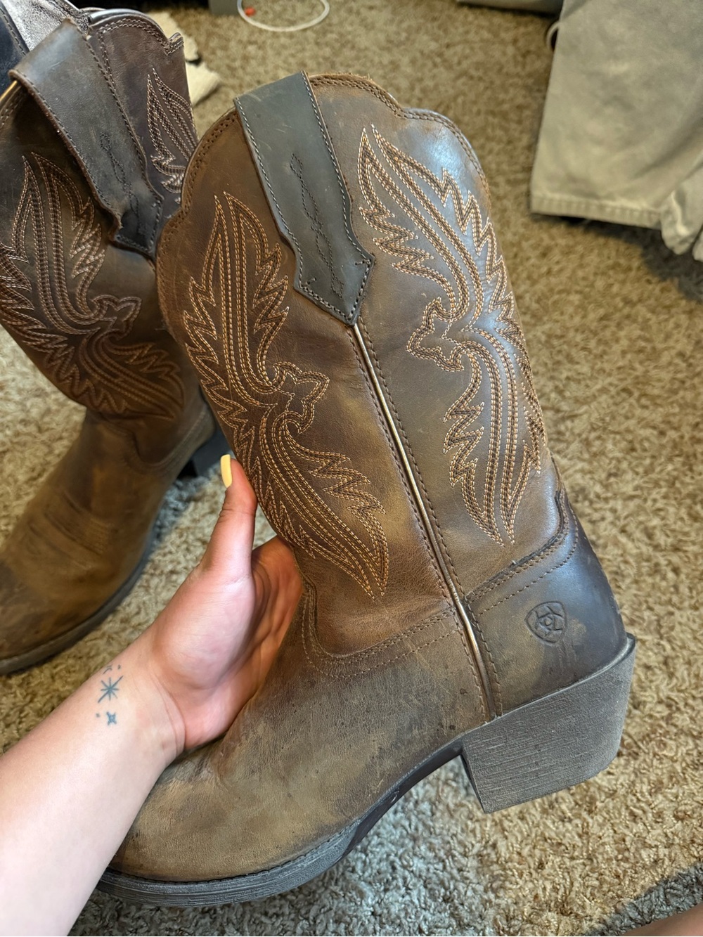 Ariat Brown Leather Western Boots with Decorative Stitching - Picture 6 of 8